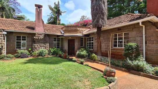 4 Bed House with En Suite at Loresho image 28