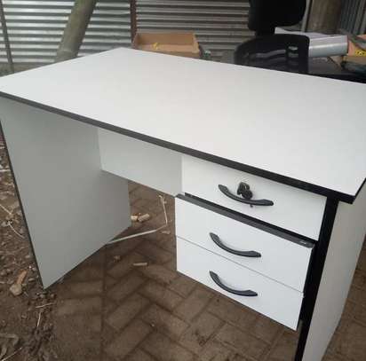 Superb mordern style office desks image 7