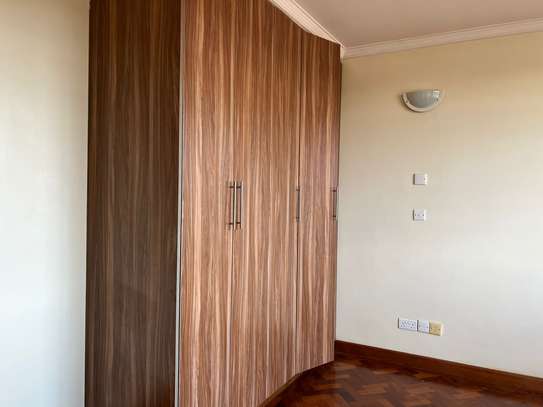4 Bed House with Aircon in Kitisuru image 8