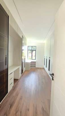 5 Bed Townhouse with En Suite at Lavington image 10