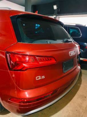 Audi Q5 S-line red 2017 image 11