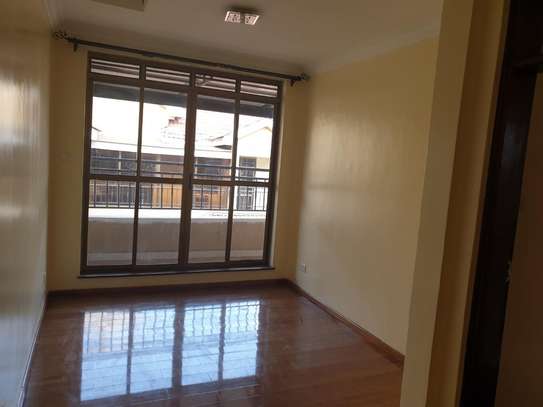5 bedroom townhouse for rent in Lavington image 10