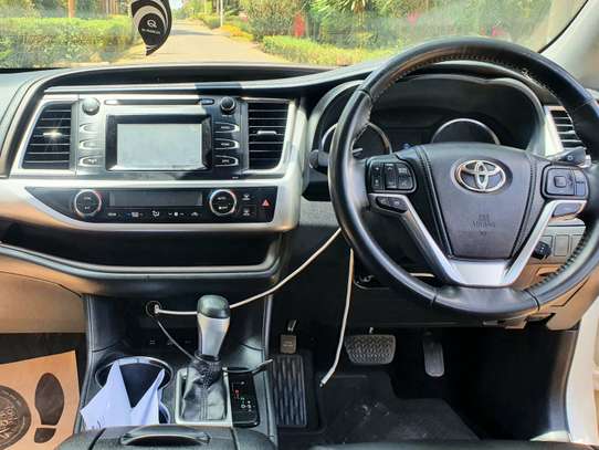 Toyota Kluger 2014 AWD image 6