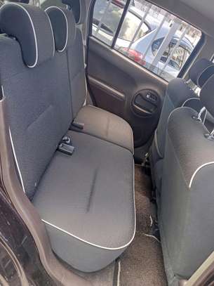 Toyota Passo image 10