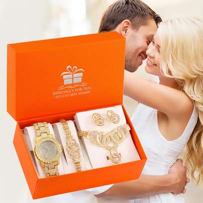 Diamond luxury golden jewelry ladies gift set   5 in 1 image 1