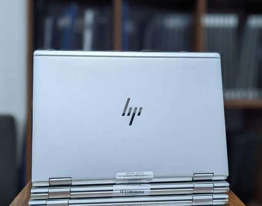 HP EliteBook 1030 G3 X360 core i5 8th gen | image 3