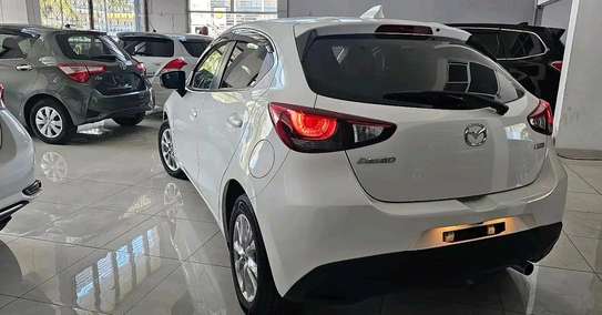 Mazda Demio petrol white Grade 4.5 2017 image 9
