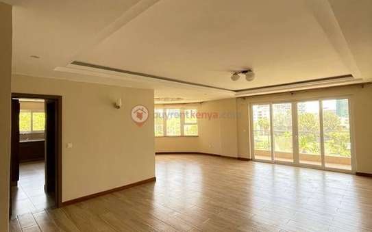 3 Bed Apartment with En Suite in Kilimani image 1