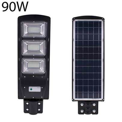 90 watts Solar LED Street Lights. image 1