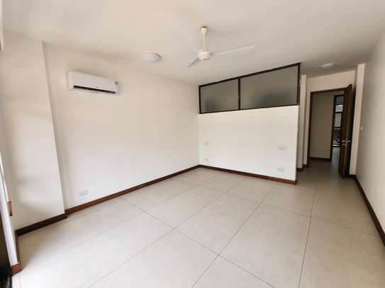 3 Bed Apartment with En Suite at Mombasa Beach image 40