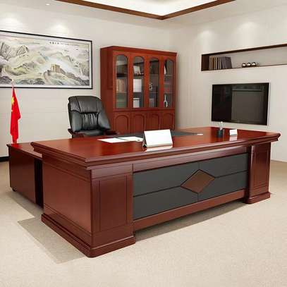 High-End Director’s Desk – Modern L-Shape Executive Desk image 1
