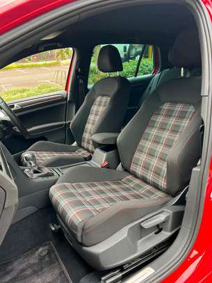 Volkswagen Golf TSI 4 2017 model fully loaded image 4