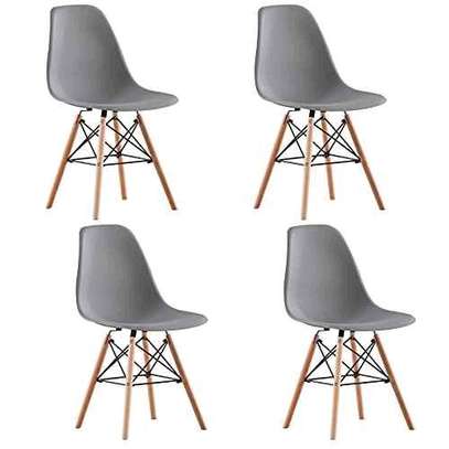 Eames office chair image 1
