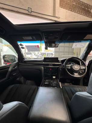 Lexus LX570 2019 Black Sport image 5