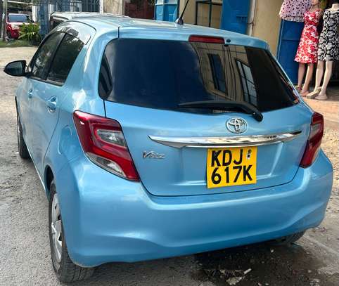 Toyota Vitz 1000cc image 8