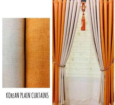 BLENDED MATCHING CURTAINS image 1