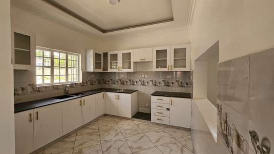 3 Bed Villa with En Suite at Runda image 20