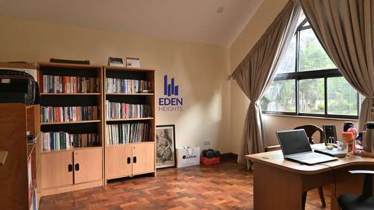5 Bed Townhouse with Staff Quarters in Lavington image 8