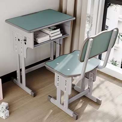 Kids' Desk and Chair Set image 8