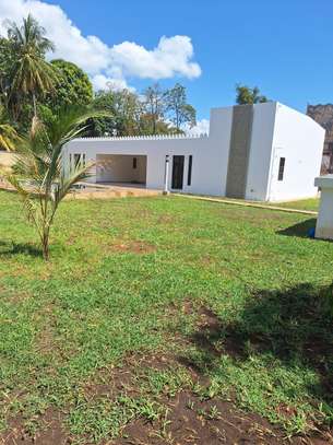 3 Bed Villa at Diani Beach Road image 3