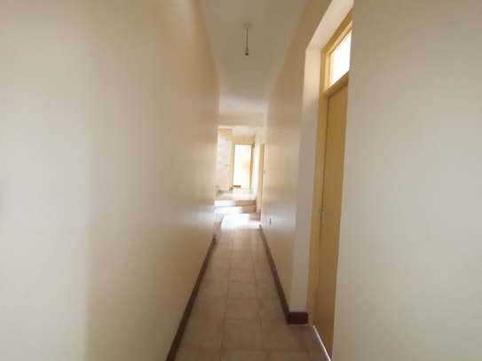 1.5 ac commercial property for rent in Riverside image 6