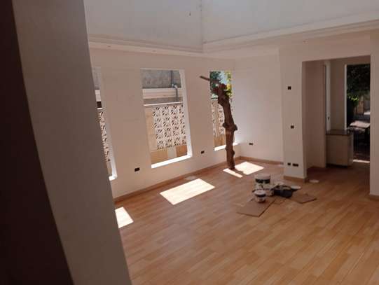 2 Bed House with En Suite at Nyari Estate image 27