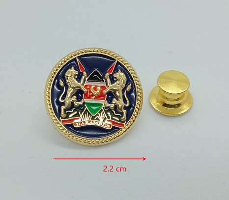 Kenya Emblem Lapel Pin Badge with Rounded Roped Edge image 5