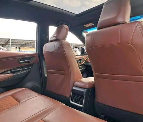 Toyota Harrier white 2018 2wd image 6