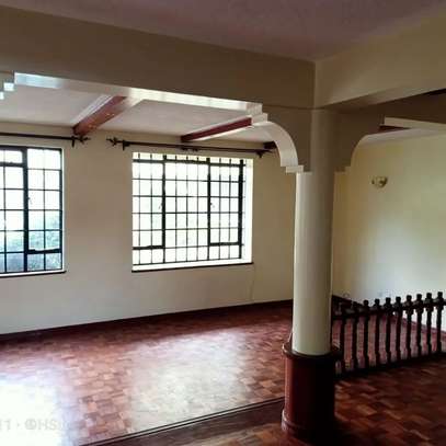 5 Bed Townhouse with En Suite in Kileleshwa image 6