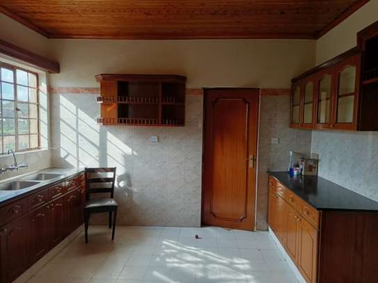4 Bed Apartment with En Suite at Rhapta Road image 5