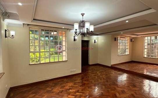 5 Bed Townhouse with En Suite in Lavington image 17