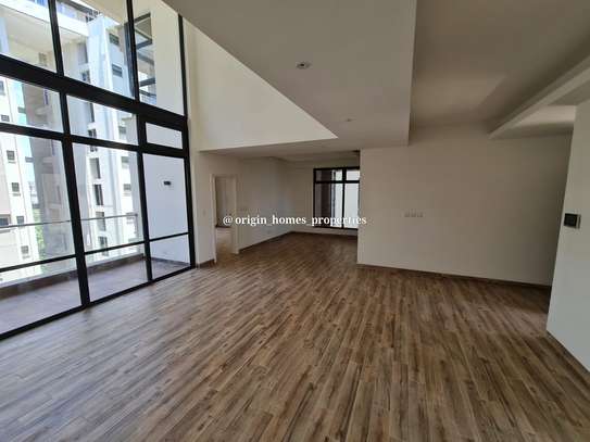 3 Bed Apartment with En Suite at Riverside image 19