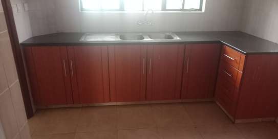 4 Bed Apartment with En Suite in Westlands Area image 17