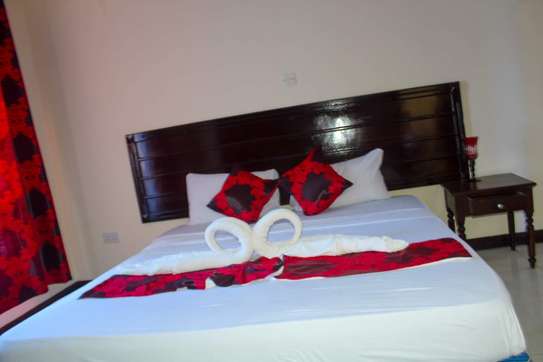 Serviced 2 Bed Apartment with En Suite at Nyali image 17