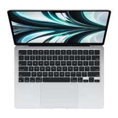 MacBook Air m2 chip 13” 8gb 256gb silver image 2