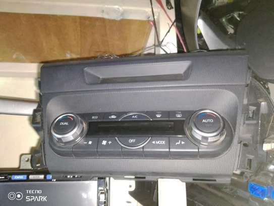Mazda Axela Ac controller image 1