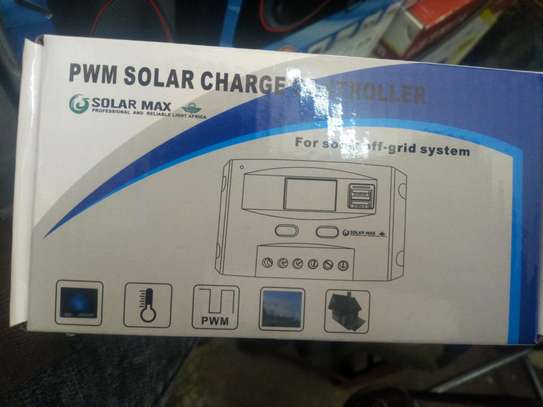 Solar charge controller image 1