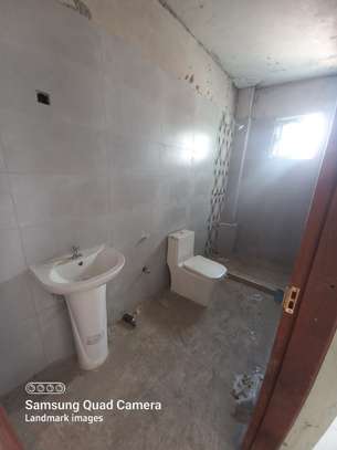 Serviced 3 Bed Apartment with En Suite in Bamburi image 16