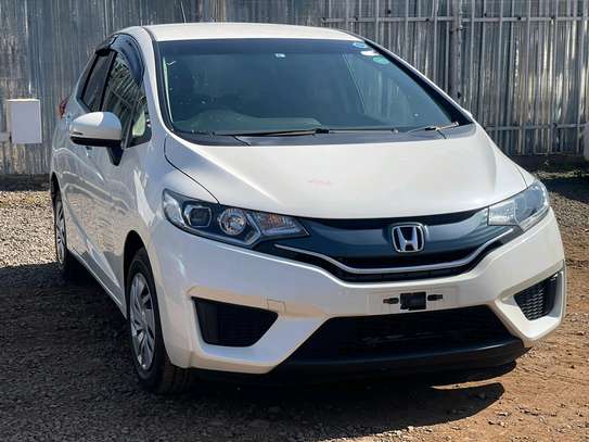 2015 Honda fit image 4