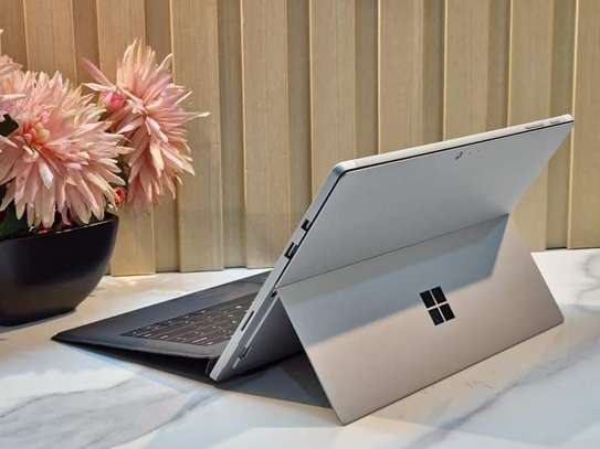 Microsoft Surface 5 2in1 laptop image 5
