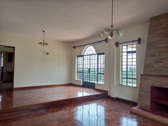 4 Bed Townhouse with Gym in Kitisuru image 2