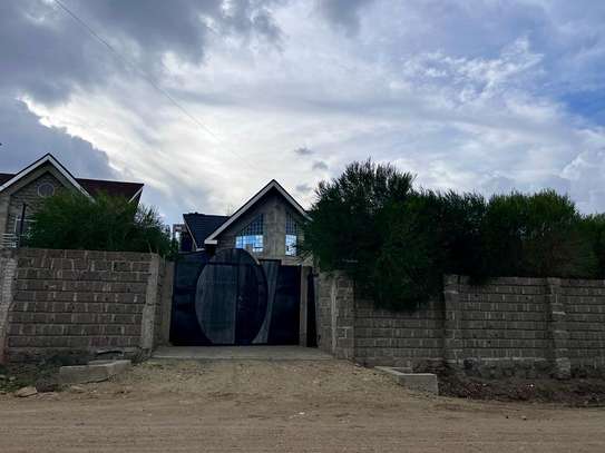 4 BEDROOM, ALL ENSUITE image 5