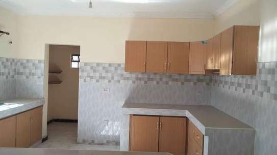 3 Bed House with Garden in Ongata Rongai image 15