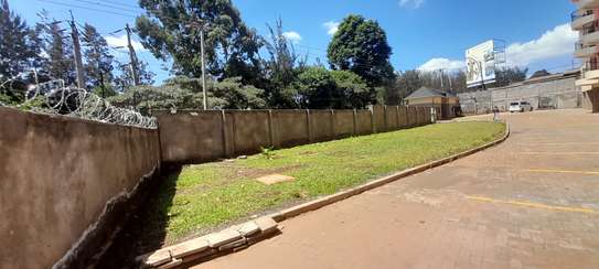 Serviced 2 Bed Apartment with En Suite in Kiambu Road image 5