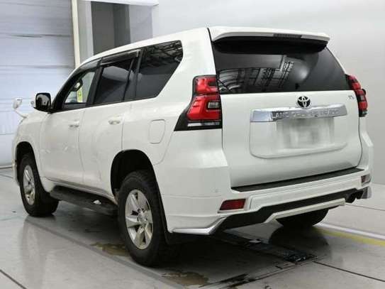 2020 TOYOTA LAND CRUISER PRADO TX 4WD image 3