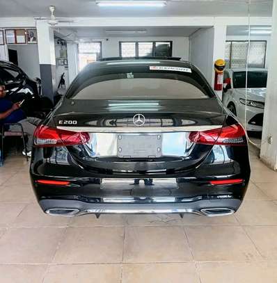 Mercedes Benz E200 2021 image 2