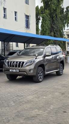Toyota land Cruiser Prado VX-L 2015 image 6