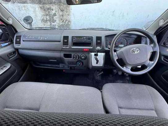 Toyota Hiace 7L diesel 2018 image 7