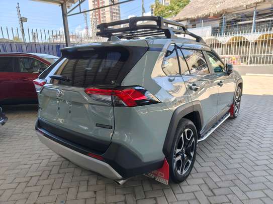 Toyota Rav4 Adventure green 2020 image 12