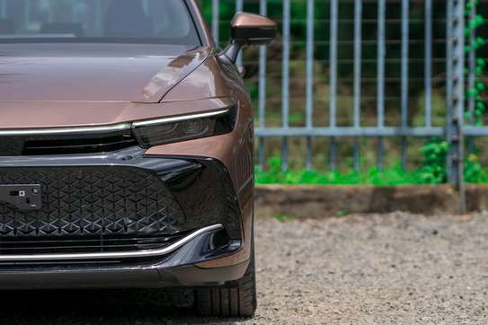 Toyota crown newshape hybrid on sale in Kenya image 6